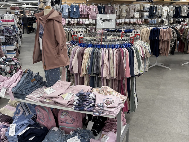 Thuns kl�dvaruhus!